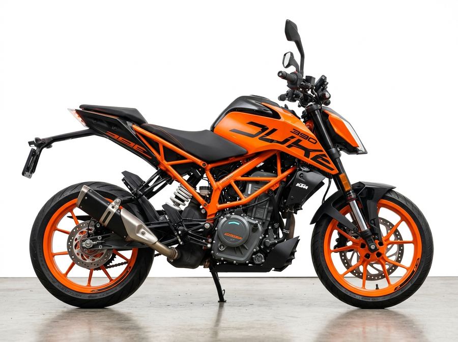 KTM Duke motorcycle available for rent in Kolhapur